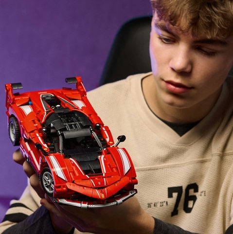 LEGO FERRARI FXX K 42212